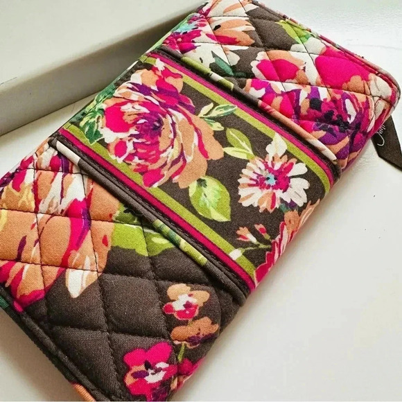 NWOT Vera Bradley Retired English Rose Large Accordion Wallet - Picture 7 of 7